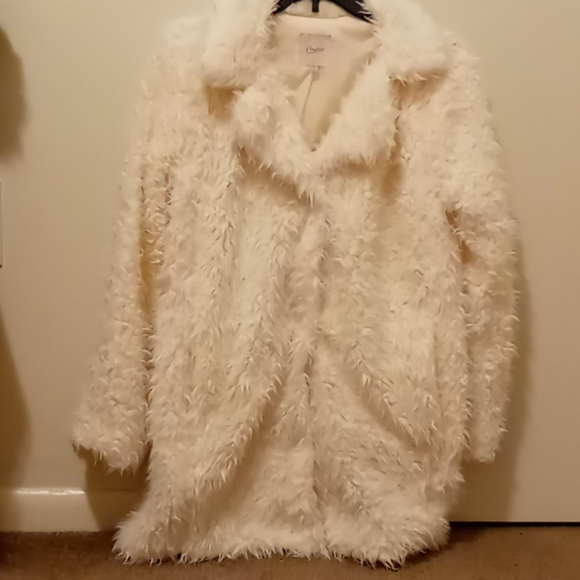 Cream faux fur jacket - Picture 3 of 3